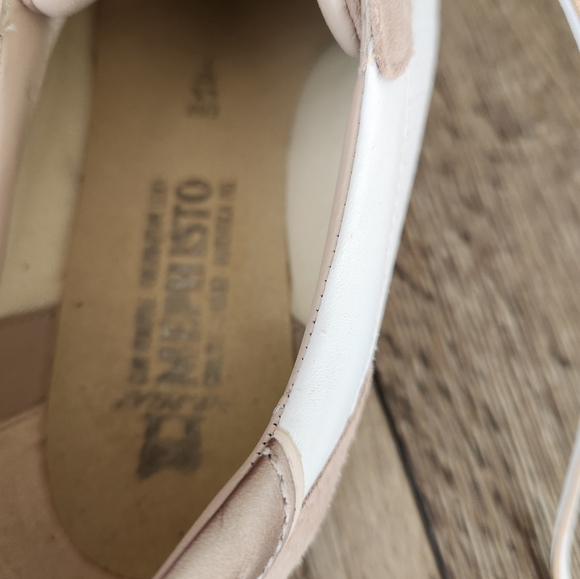 Mephisto: Masterful design for the best comfort Mephisto Laurena Light Sand leather Suade size 7 the suade colors do not…